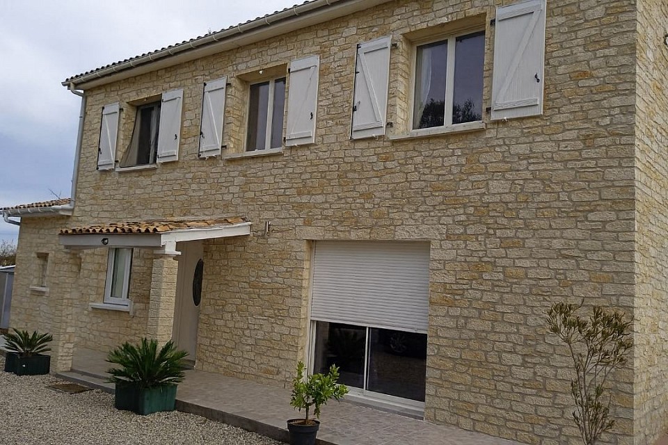 Enduits effet pierre RM DECO&FACE